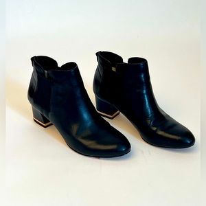 Vince Camino Signature Ankle Leather Booties - (size 6.5)